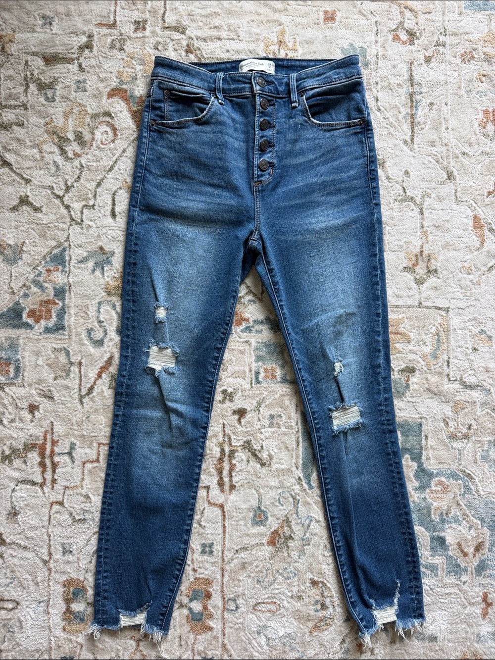 Abercrombie & Fitch Women's Button-Fly Skinny Jeans size 27/4r